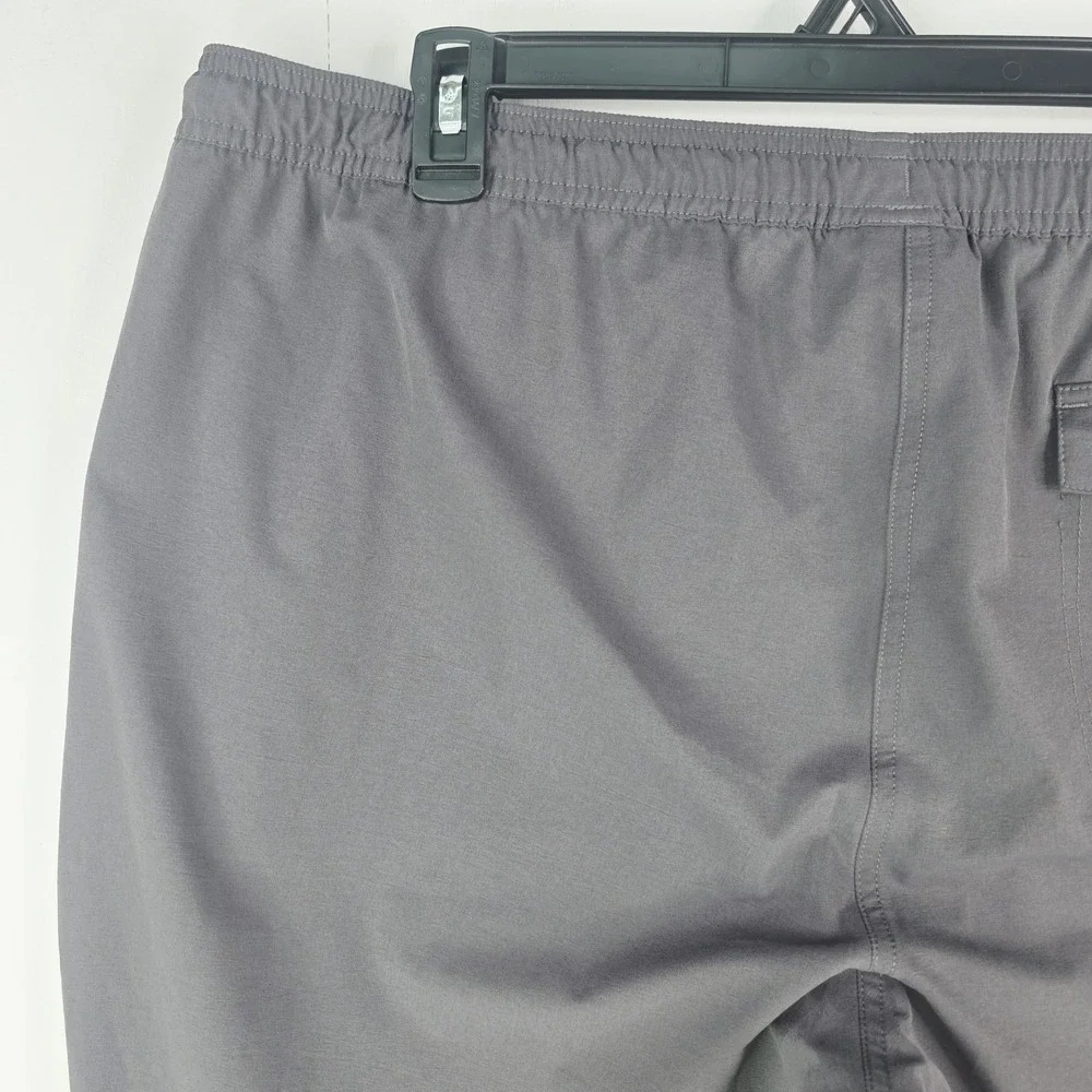 LL Bean Mens Multisport Pants Gray Size 2XL Stretch Performance UPF Quick Dry